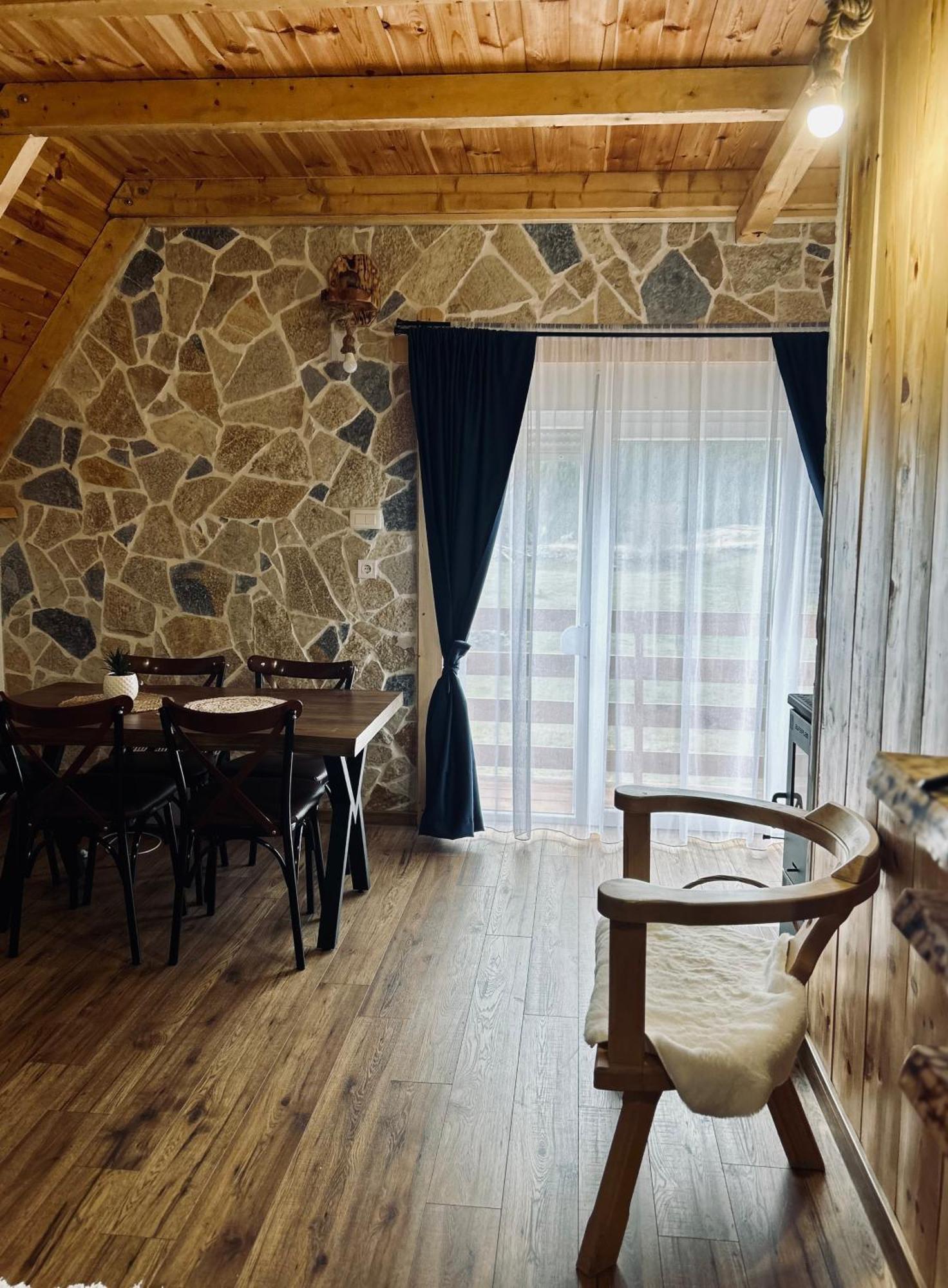 Nomad Lodge Zminica Žabljak Extérieur photo