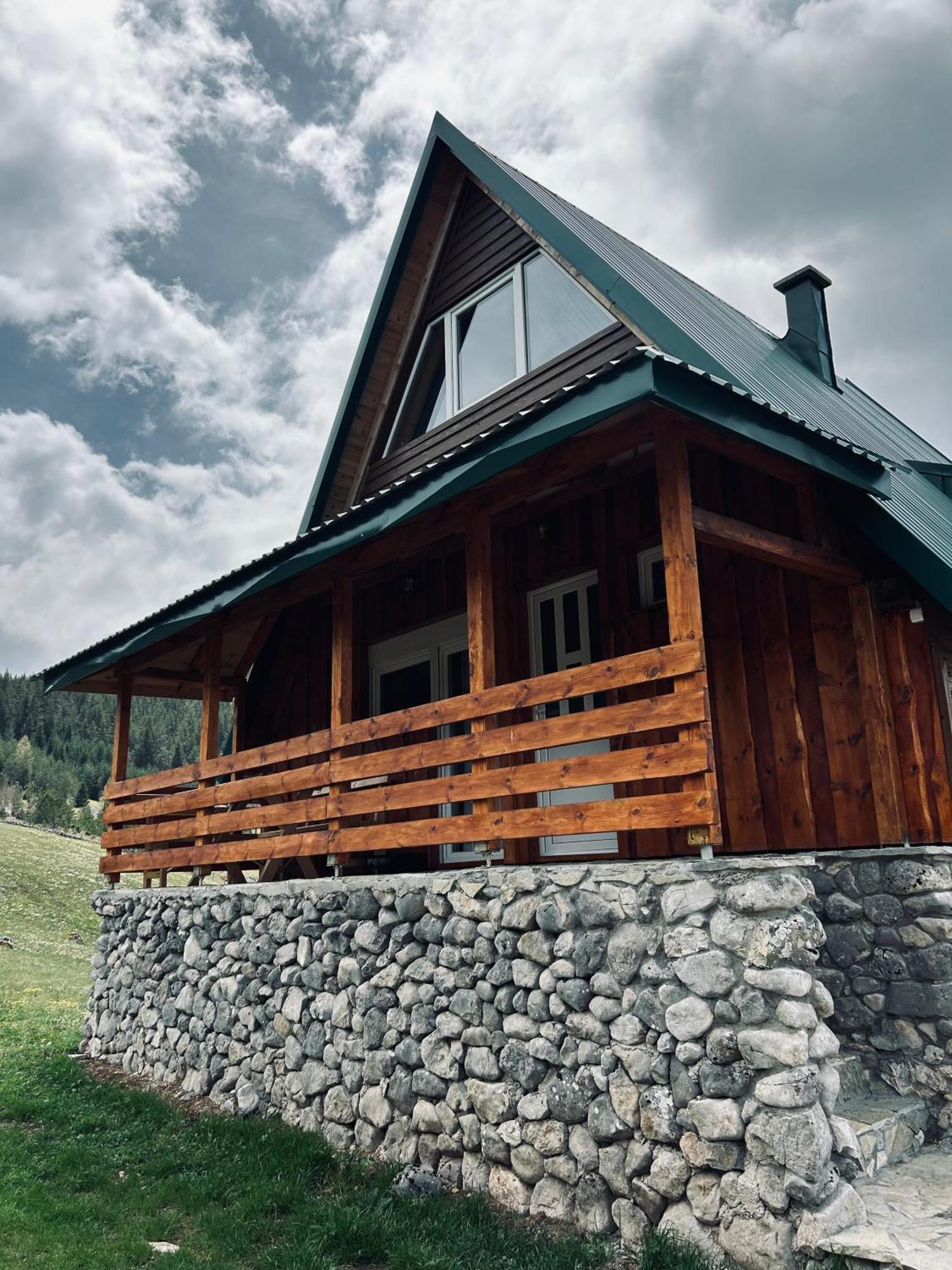Nomad Lodge Zminica Žabljak Extérieur photo